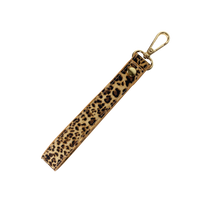Load image into Gallery viewer, Wristlet Strap- Leopard