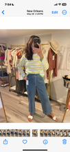 Load image into Gallery viewer, Classic Cropped denim