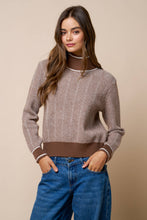 Load image into Gallery viewer, Contrast Trim Turtleneck Knit Sweater
