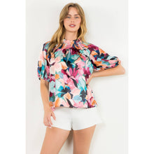 Load image into Gallery viewer, Smocked Neck Puff Sleeve Floral Top