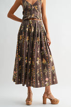 Load image into Gallery viewer, Floral Print Top and Skirt Set