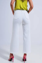 Load image into Gallery viewer, Wide leg jeans in white

