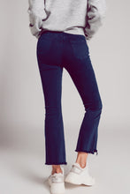 Load image into Gallery viewer, Flare Cropped Jeans with Frayed Hem
