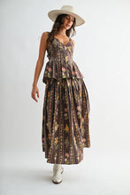 Load image into Gallery viewer, Floral Print Top and Skirt Set
