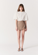 Load image into Gallery viewer, White Puff Sleeve Button Front Blouse
