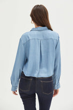 Load image into Gallery viewer, Ellison Button-Up Denim Shirt Medium Blue
