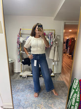 Load image into Gallery viewer, Cream Puff Sleeve Cropped Sweater
