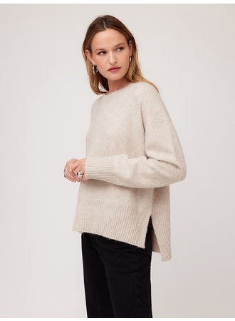 Round Neck Hi Lo Sweater