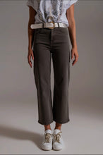 Load image into Gallery viewer, Cropped Wide Leg Jeans
