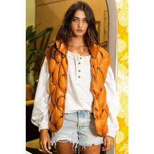 Load image into Gallery viewer, Down puffer Vest with Stand up Collar
