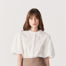 Load image into Gallery viewer, White Puff Sleeve Button Front Blouse
