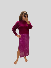 Load image into Gallery viewer, Magenta Textured Crew Neck Sweater
