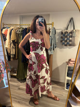 Load image into Gallery viewer, Cream and Pink Floral Print Tiered Dress
