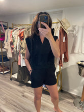 Load image into Gallery viewer, Black Cap Sleeve Top
