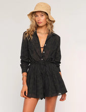 Load image into Gallery viewer, Black Eyelet Pintuck Flowy Romper
