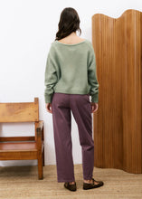 Load image into Gallery viewer, Green V Neck Sweater
