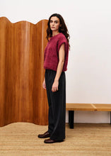 Load image into Gallery viewer, Bordeaux Cap sleeve sweater
