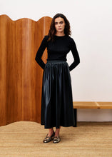 Load image into Gallery viewer, Round Neck Sweater with metallic details
