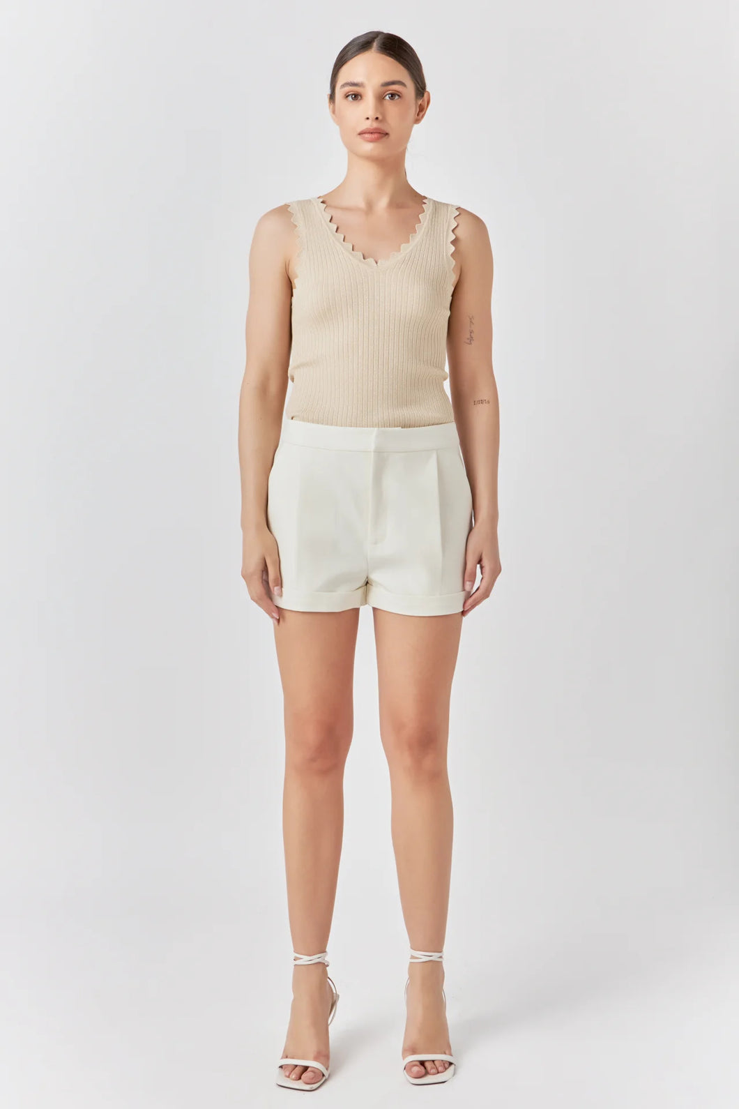 Scalloped Sleeve V-Neck Knit Tank