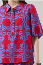 Load image into Gallery viewer, Red and Blue Print Button Front Blouse
