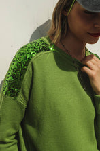 Load image into Gallery viewer, Green Long Sleeves Sweater With Sequins on The Shoulders
