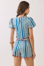 Load image into Gallery viewer, Stripe Scalloped Puff Sleeve Crop Top
