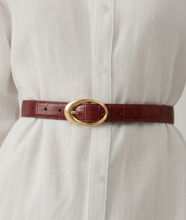 Load image into Gallery viewer, Croco Clean Stitched Belt with Oval Buckle
