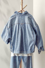 Load image into Gallery viewer, DENIM BUTTON-UP JACKET
