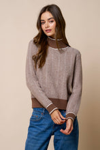 Load image into Gallery viewer, Contrast Trim Turtleneck Knit Sweater

