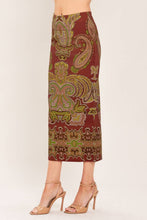 Load image into Gallery viewer, Printed woven pencil skirt
