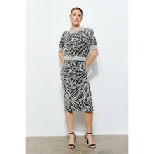 Load image into Gallery viewer, Glitter Detail Abstract Jacquard Knit Skirt
