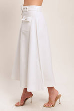 Load image into Gallery viewer, White woven midi skirt
