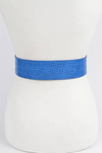 Load image into Gallery viewer, Faux Croc Leather Waist Belt. PB7979COB
