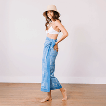 Load image into Gallery viewer, Gabriela Bucket Hat
