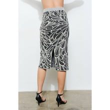 Load image into Gallery viewer, Glitter Detail Abstract Jacquard Knit Skirt
