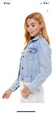 Load image into Gallery viewer, Fitted Crop Light Wash Denim Jacket with Puff Sleeves
