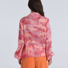 Load image into Gallery viewer, Pink Leopard Print Blouse
