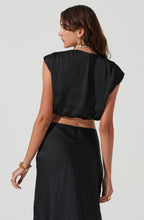 Load image into Gallery viewer, Black Elastic Waist Top
